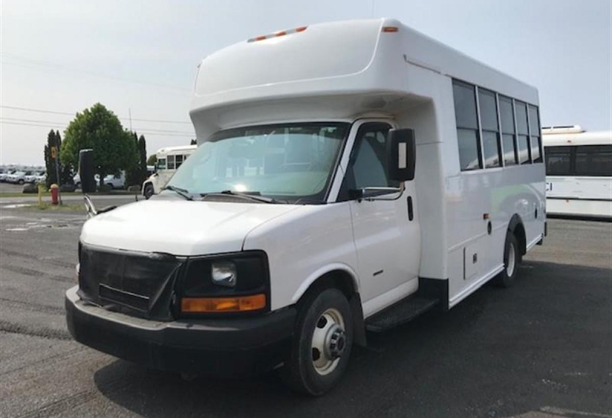 2014 Micro Bird Specialized Minibus - Girardin Blue Bird