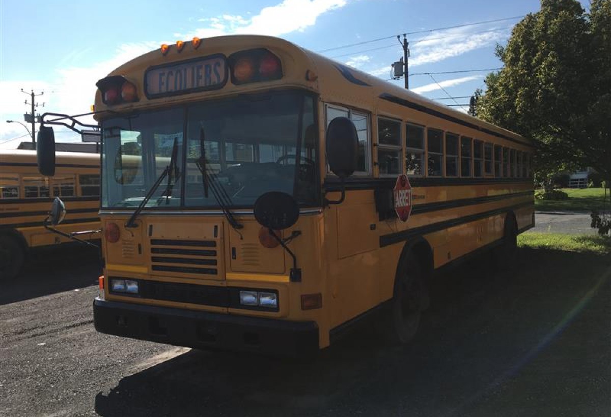 2005 Blue Bird TC3000 - Girardin Blue Bird