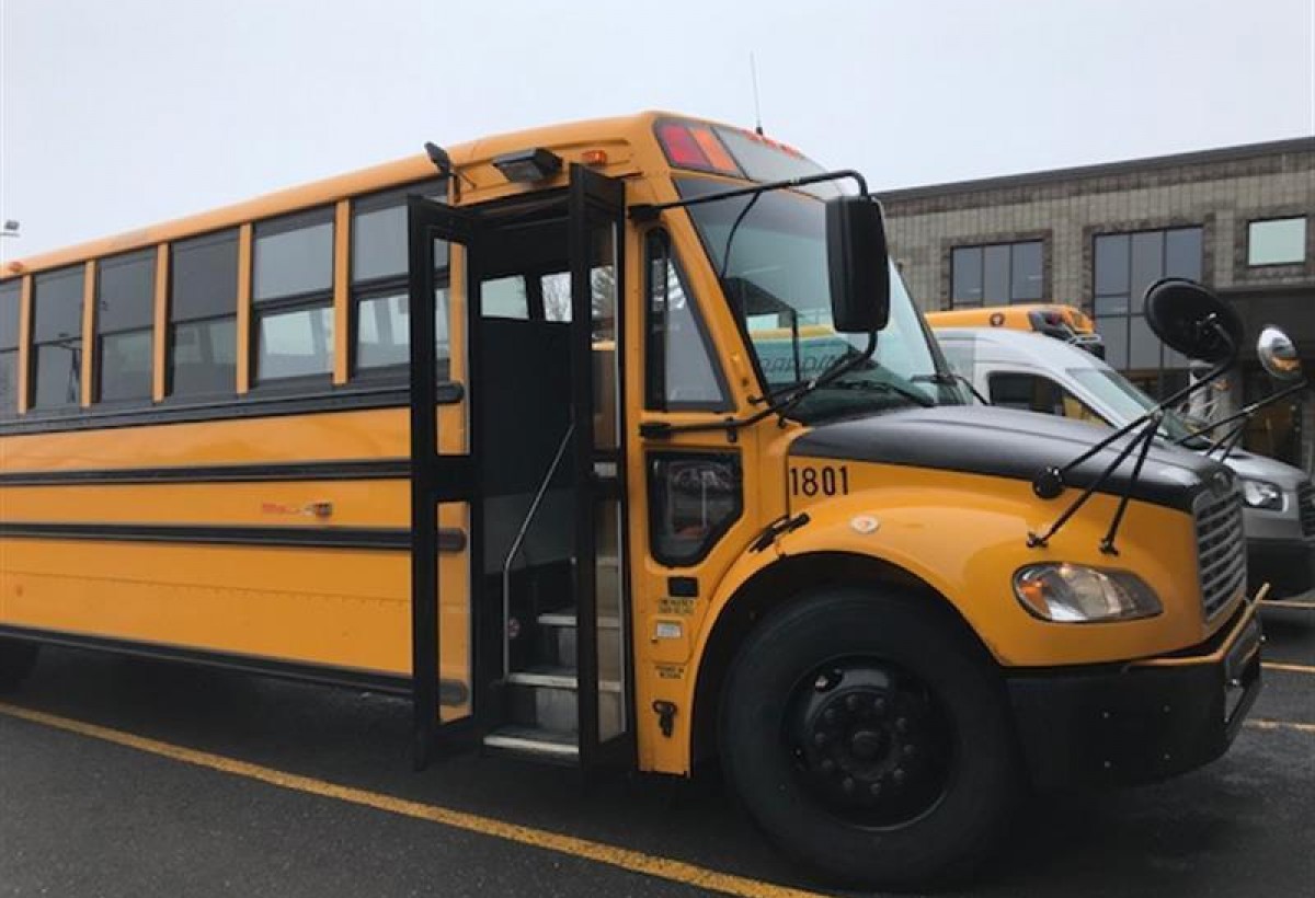 2018 Thomas C2 Freightliner Girardin Blue Bird